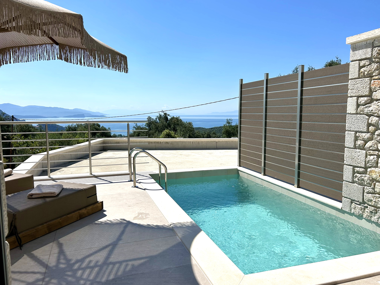 Junior Suite private pool and terrace