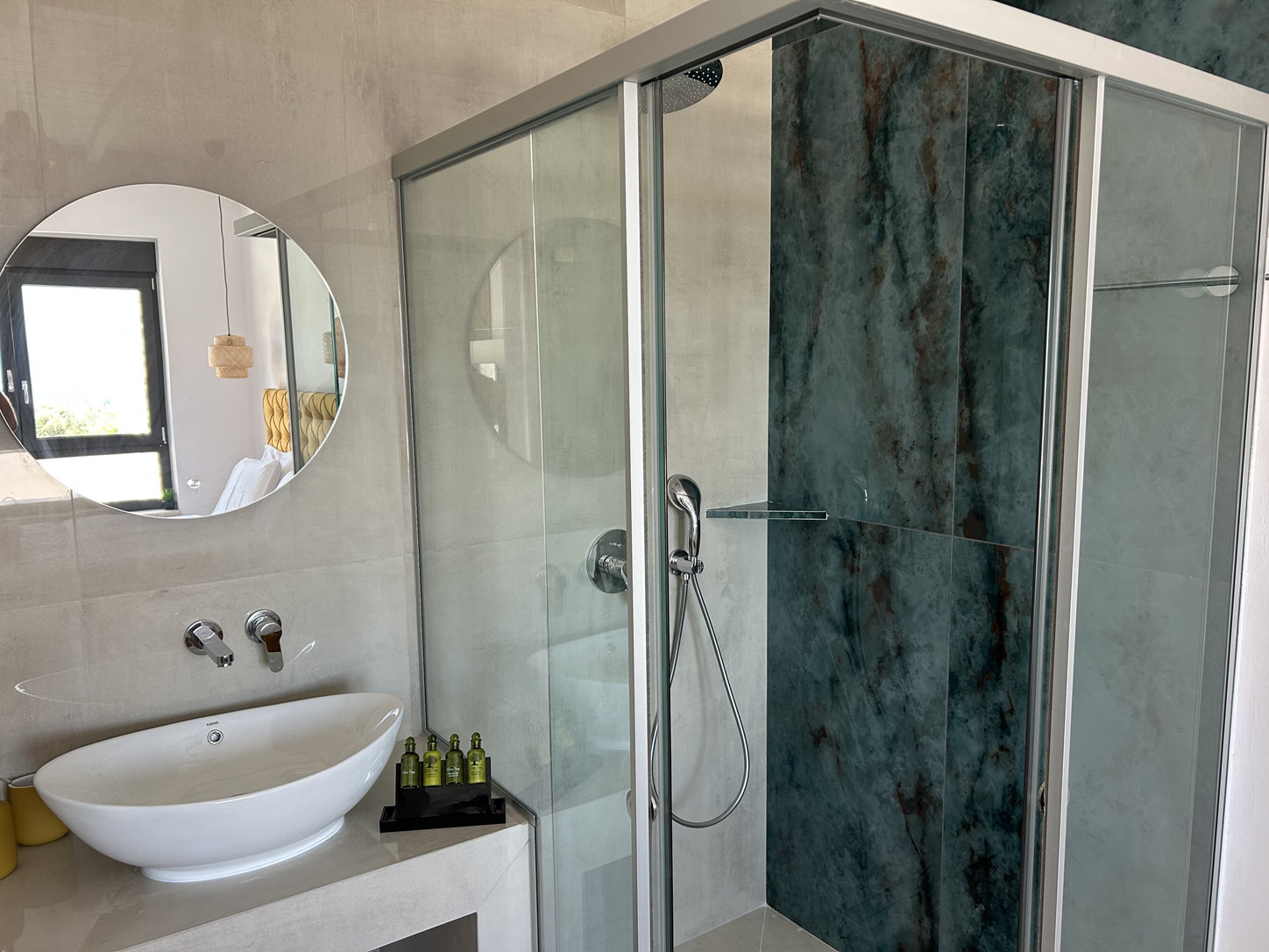 Superior Suite bathroom